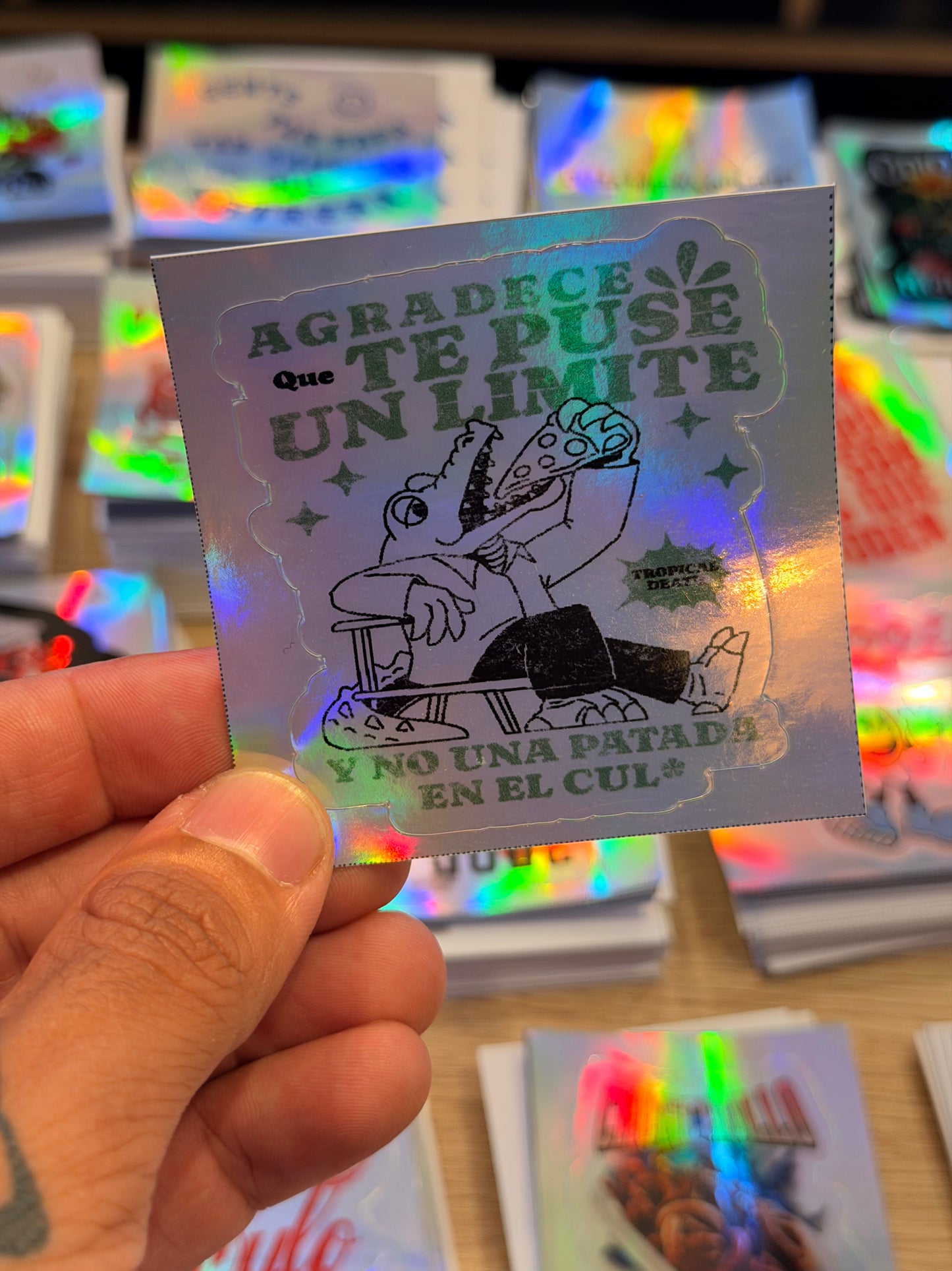 Sticker Agradece Que Te Puse Un Límite Y No Una Patada En El Culo