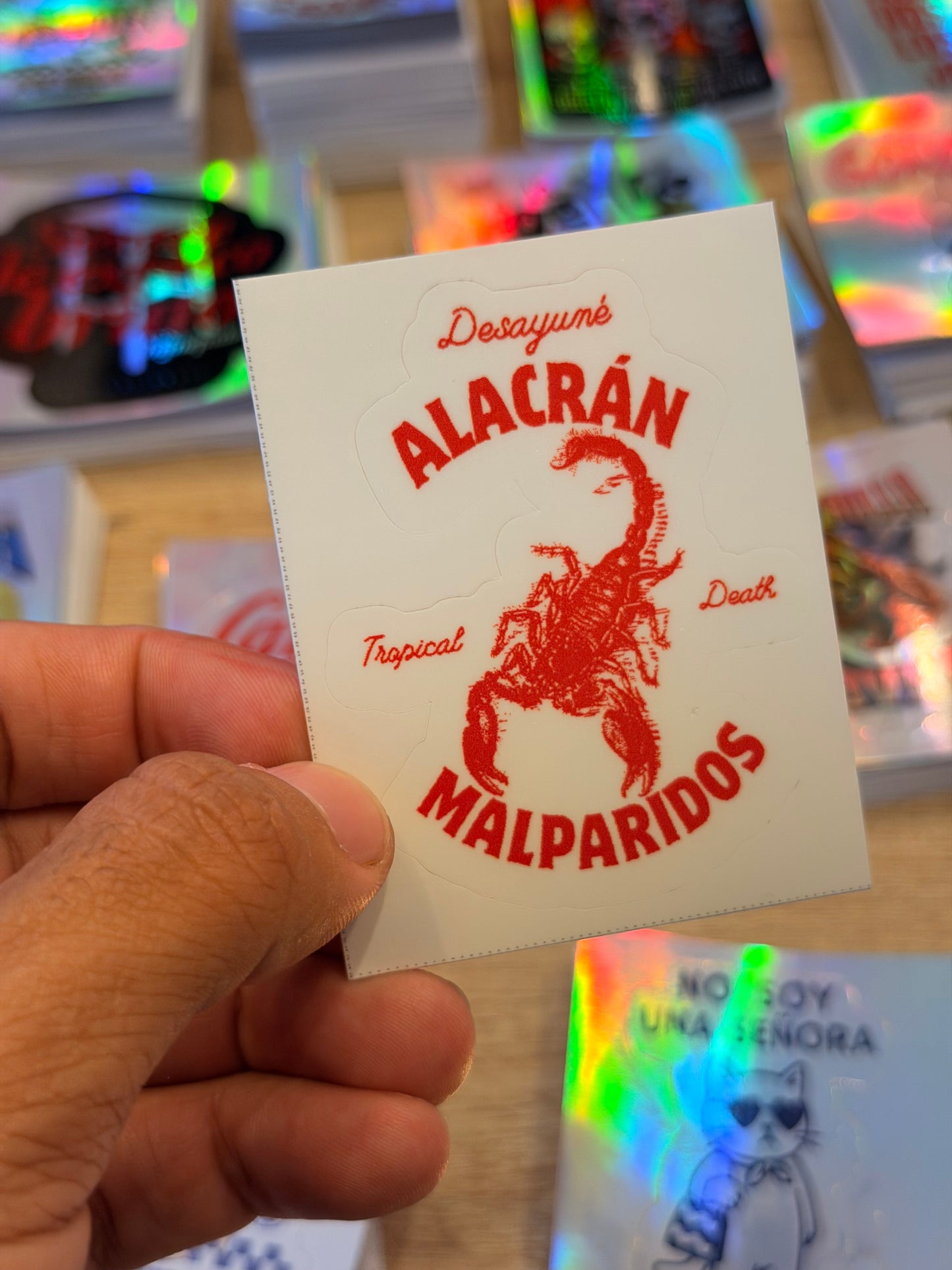 Sticker Desayuné Alacrán Malparidos